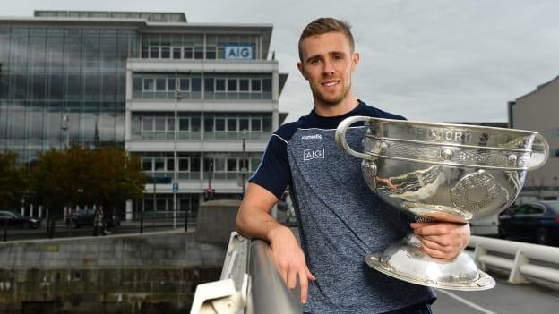 Dublin footballer Paul Mannion was at AIG Insurance’s head office in Dublin today to mark Dublin's All-Ireland wins. AIG’s chosen charity for 2018, Aoibheann’s Pink Tie, also joined in the celebrations and were presented with a signed Dublin GAA jersey.