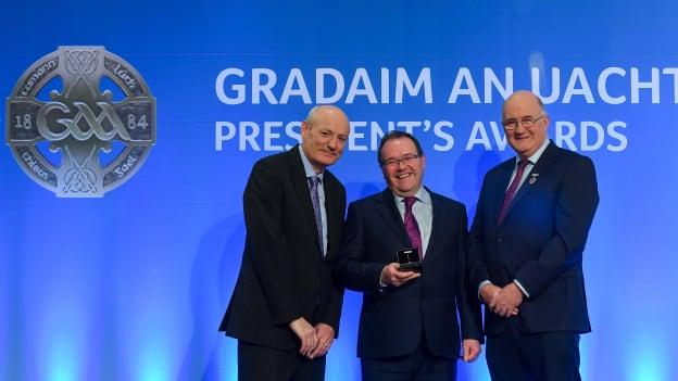 Gradam CLG le bronnadh ar Chiarán Ó Feinneadha, duine de bhunaitheoirí Na Gaeil Óga CLG