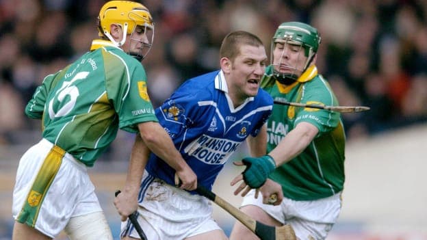 Ken McGrath in action for Mount Sion against Toomevara in the 2004 Munster senior club final. Ken won his second All-Star award less than a week after this game. 