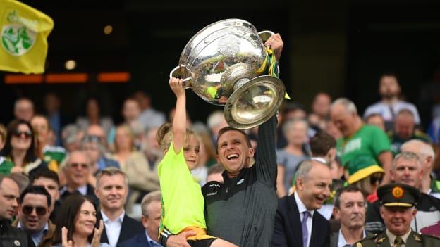 Kerry performance coach Tony Griffin lifts the Sam Maguire Cup after the GAA Football All-Ireland Senior Championship Final match between Kerry and Galway at Croke Park in Dublin. Photo by Stephen McCarthy/Sportsfile.