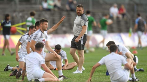 Cian O'Neill and the Kildare players before Saturday's game against Fermanagh at Pairc Tailteann.