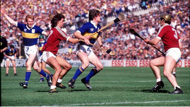 Galway's Conor Hayes (r) moves to intercept Tipperary's Nicky English in the 1988 All-Ireland SHC Final. 