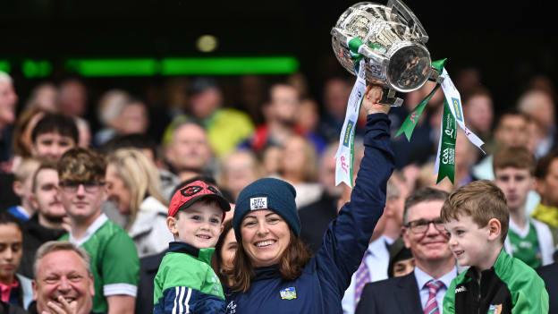 Limerick performance psychologist Caroline Currid lifts the 2023 Liam MacCarthy Cup after the GAA Hurling All-Ireland Senior Championship final match between Kilkenny and Limerick at Croke Park in Dublin. Photo by Ramsey Cardy/Sportsfile.