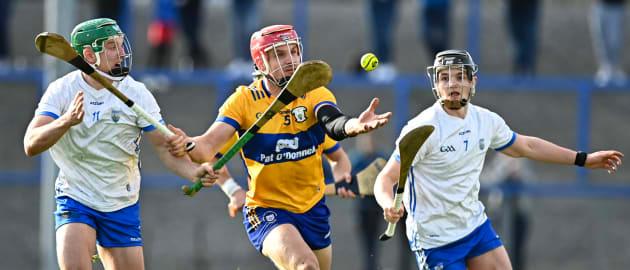 John Conlon of Clare in action against Jack Prendergast, left, and PJ Fanning of Waterford during the Allianz Hurling League Division 1 Group A match between Waterford and Clare at Walsh Park in Waterford. Photo by Eóin Noonan/Sportsfile.