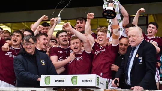 Fear Gaeltachta roghnaithe i measc na bpeileadóirí óga is fearr sa tír