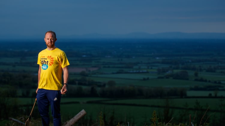 Former Kilkenny hurler, Tommy Walsh calls on the public to support Pieta’s urgent appeal for donations and join us for ‘Sunrise’ on May 9th to mark the occasion
