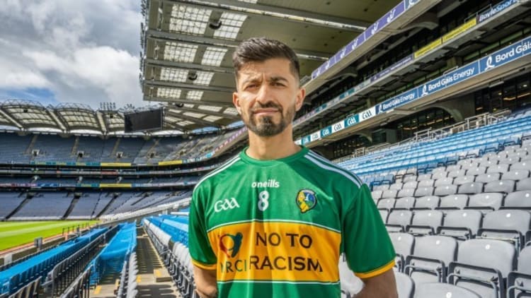 Zak Moradi pictured with the newly launched Leitrim hurling jersey.