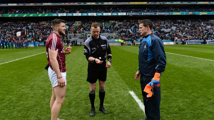 Damien Comer and Stephen Cluxton with referee Anthony Nolan before the Allianz Football League Final.