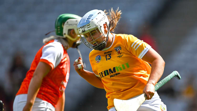 Dervla Cosgrove scored 4-2 for Antrim.