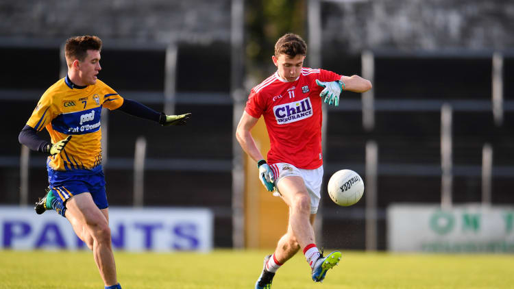 Mark Collins, Corcaigh, á chur faoi bhrú ag Conall Ó hAiniféin, An Clár