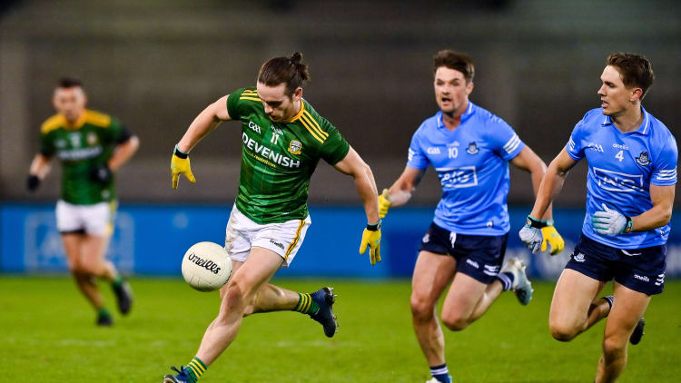 Cillian O'Sullivan, Meath, and Eric Lowndes and Michael Fitzsimons, Dublin, in Allianz Football League action at Parnell Park last month.