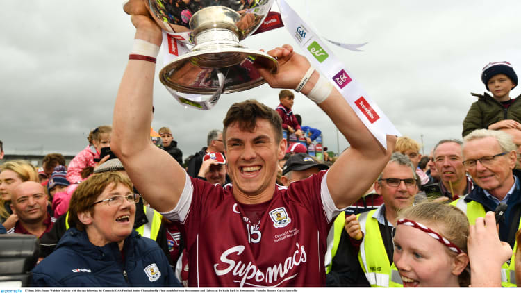 Shane Walsh with the Nestor Cup at Dr Hyde Park on Sunday.
