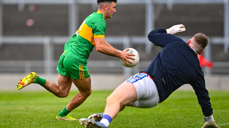 Rhode's Rúairí McNamee sidesteps Tullamore goalkeeper Corey White to score the crucial goal in this afternoon's Offaly SFC final in Tullamore.