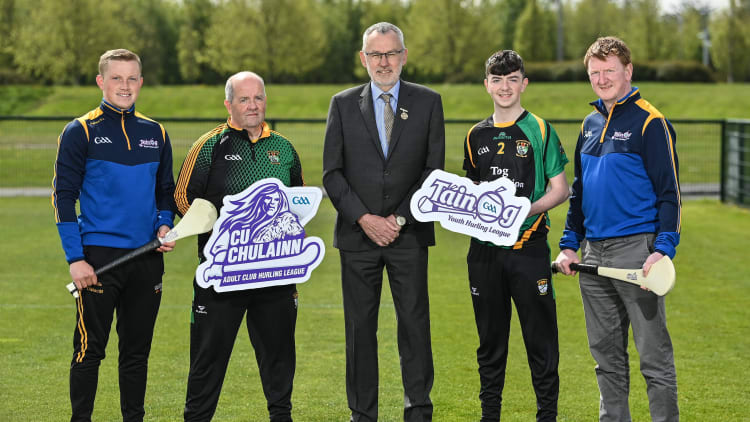 Oisin McManus, Stephen McKenna, Uachtarán CLG Larry McCarthy, Oisín Maguire and Kevin Kelly.