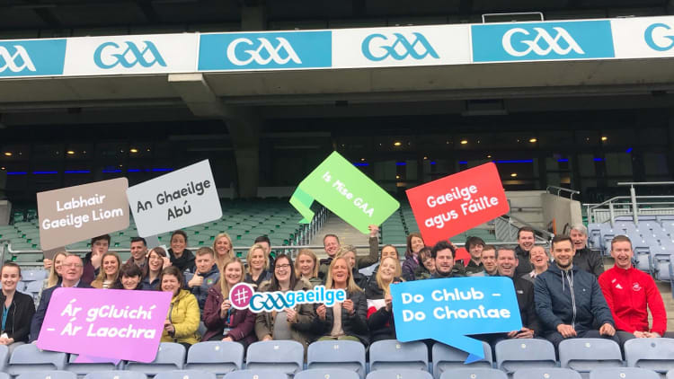 Foireann CLG ag baint taitnimh as Seachtain na Gaeilge