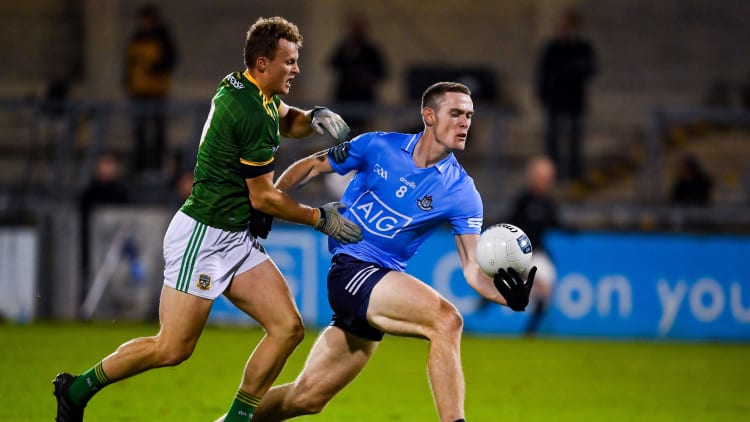 Brian Fenton, Áth Cliath, faoi bhrú ag Ronan Jones na Mí