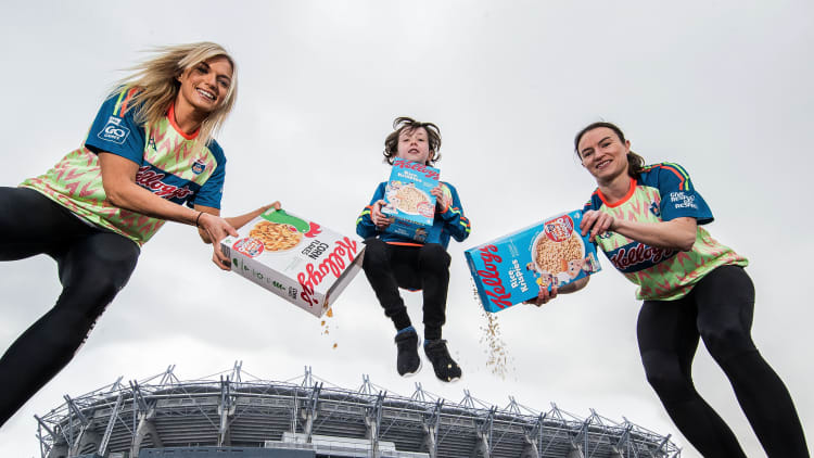 Galway Camogie player Sarah Dervan and Dublin Ladies Footballer Sinead Aherne pictured at the Kellogg's GAA Cul Camps launch at Croke Park.
